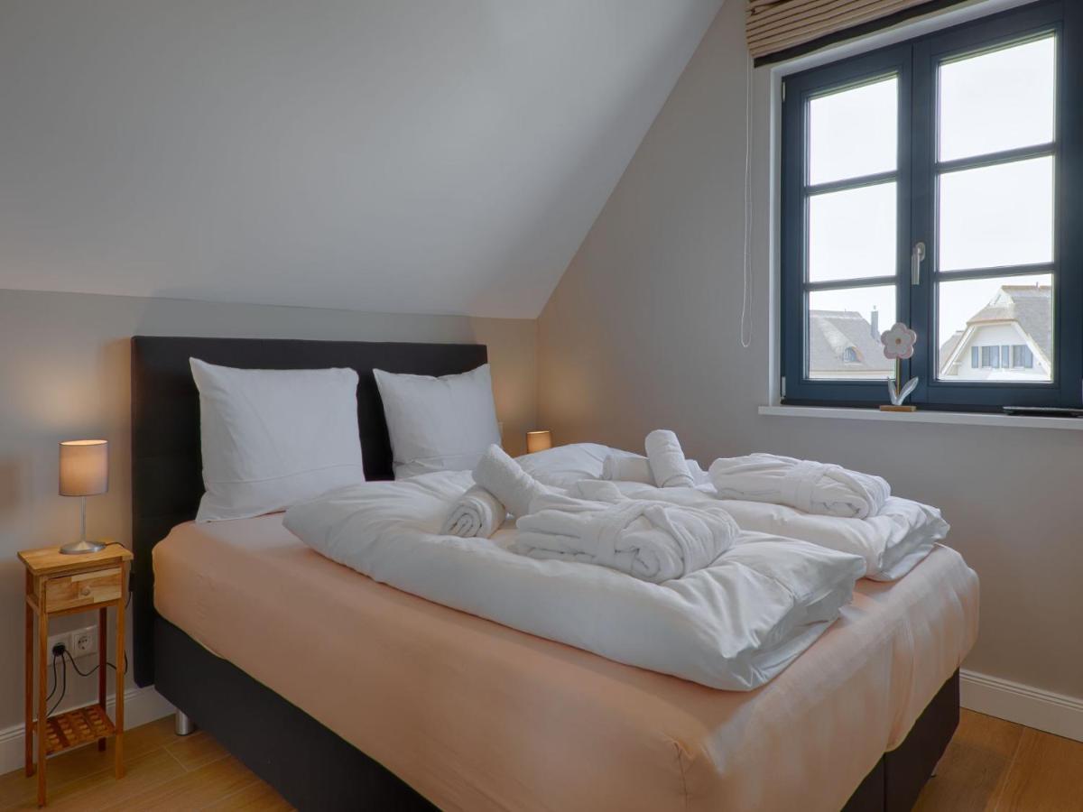 Reetland Am Meer - Premium Reetdachvilla Mit 3 Schlafzimmern, Sauna Und Kamin F27 Dranske Exterior photo